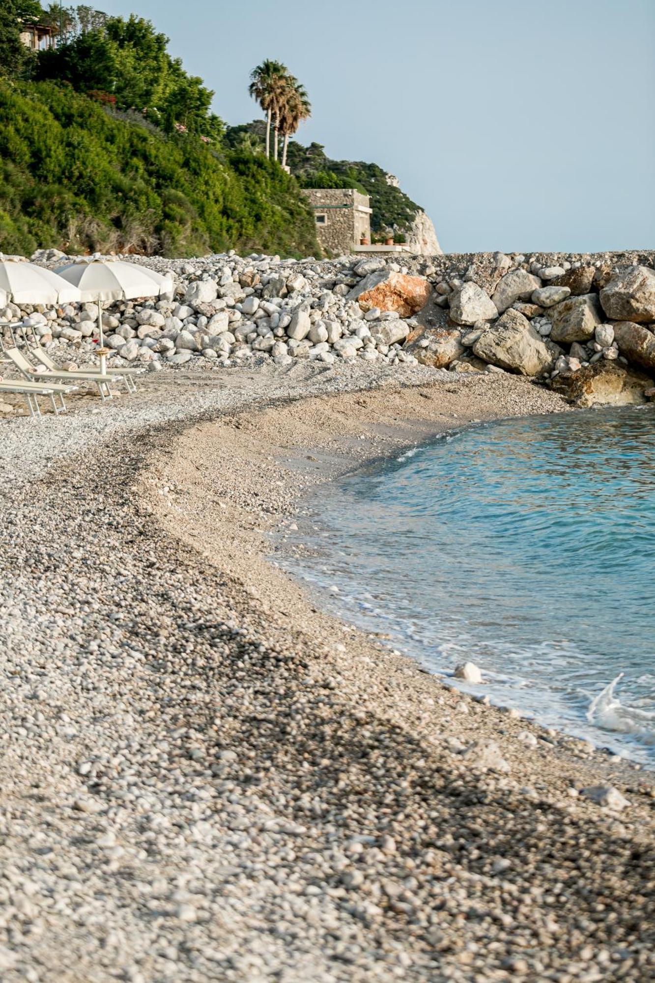 Ananti Resort, Residences & Beach Club - The Leading Hotels Of The World Sveti Stefan Exterior photo